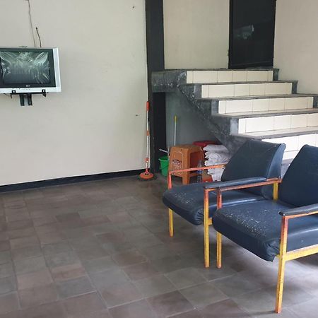 สปอต ออน 2090 รัตนา แบ็กแพกเกอร์ ชาเรียะฮ์ Hotel โปรโบลิงโก ภายนอก รูปภาพ