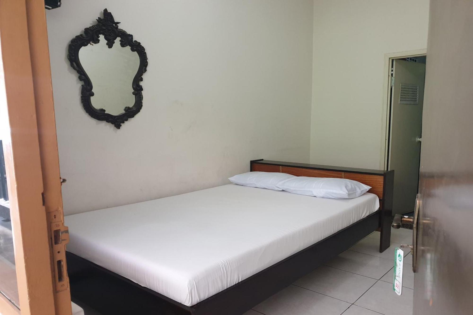 สปอต ออน 2090 รัตนา แบ็กแพกเกอร์ ชาเรียะฮ์ Hotel โปรโบลิงโก ภายนอก รูปภาพ