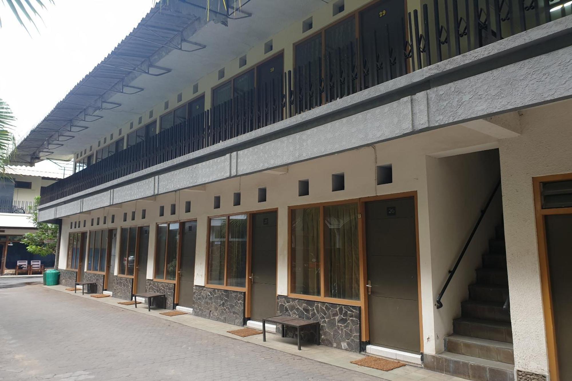 สปอต ออน 2090 รัตนา แบ็กแพกเกอร์ ชาเรียะฮ์ Hotel โปรโบลิงโก ภายนอก รูปภาพ